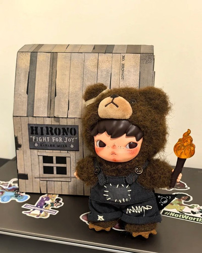 عروسک سوپرایزی هیرونو (مدل کلبه دار)